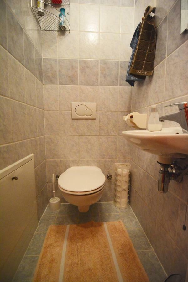 Apartamento Downtown Garden Isle In Urban Style-Free Parking Budapest Exterior foto